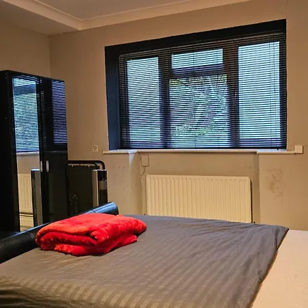 33 Camden Square - Double