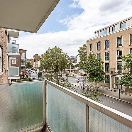 Apartment Relay Belgravia 13 *