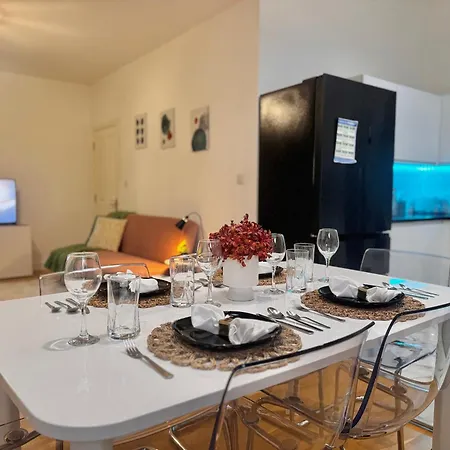 Apartment Modern 1-bed 30min To & Parking London