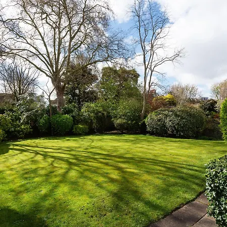 Perfect Pied-a-terre In Clapham By Underthedoormat Apartment London
