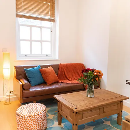 Holiday home Bartlett House With Terrace Near Greenwich *
