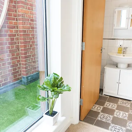 Bartlett House With Terrace Near Greenwich Holiday home *
