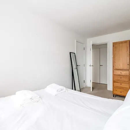 Relay Belgravia 22 Apartment