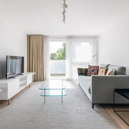 Relay Belgravia 22 Apartment