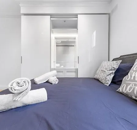 Casa Chelsea Lux 2 Bed Apartment *