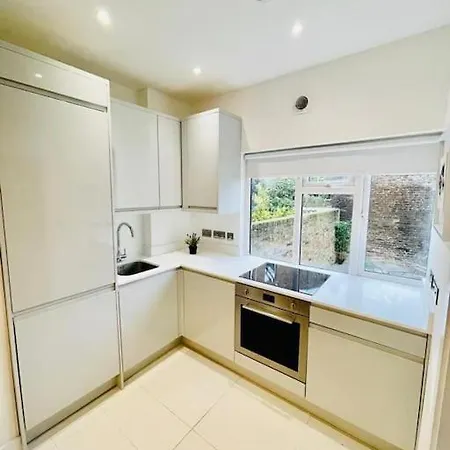 Family Flat In Camden, Location, Next To Attractions Apartment London