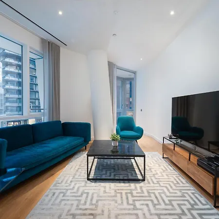Apartment Capital Two Bedroom Flat In Battersea *