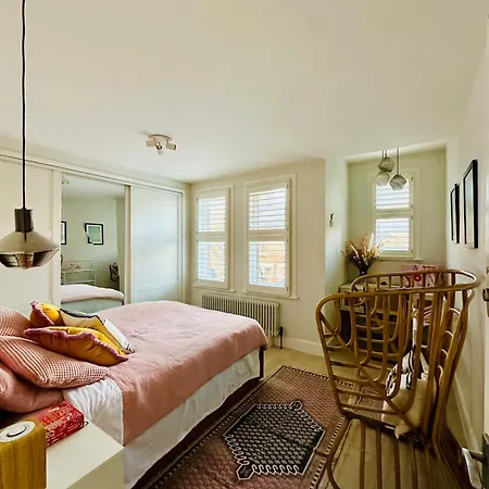 Townhouse By Notting Hill - Sleeps5 Petsok Tv Wifi Holiday home