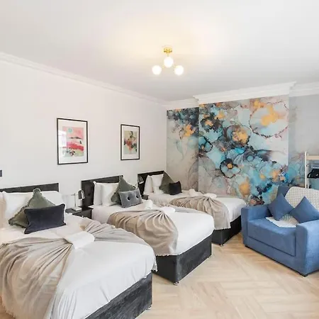 Trendy Mare Street 3 Bed Next Hackney Apartment *
