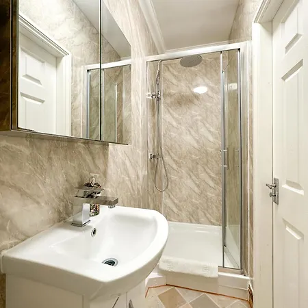 Guest house Fulham London