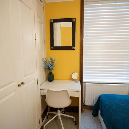 Fulham Guest house London