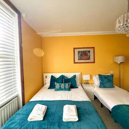 Fulham Guest house *