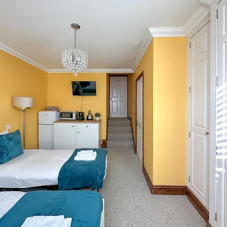 Fulham Guest house London