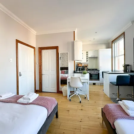 Guest house Fulham *