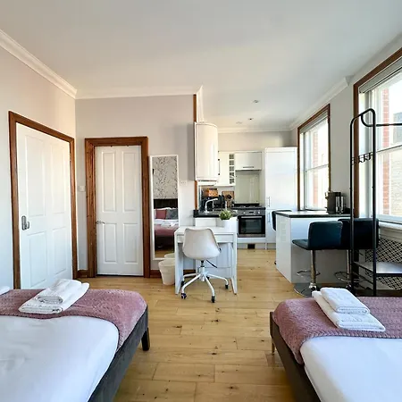 Fulham Guest house
