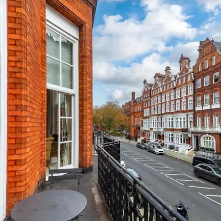 Apartment Pont Street By Capital *