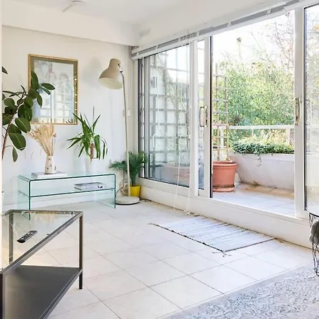 Hyde Park - 5 Sleeps - Parking Apartment