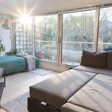 Hyde Park - 5 Sleeps - Parking London
