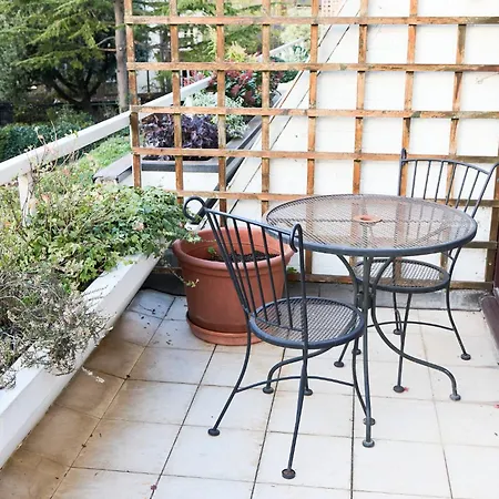 Hyde Park - 5 Sleeps - Parking London