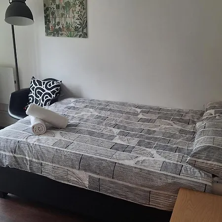 Peaceful London - 1 Bedroom & Free Parking Guest house