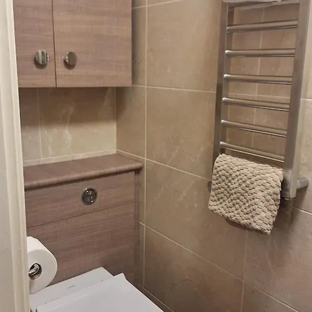 Peaceful London - 1 Bedroom & Free Parking *