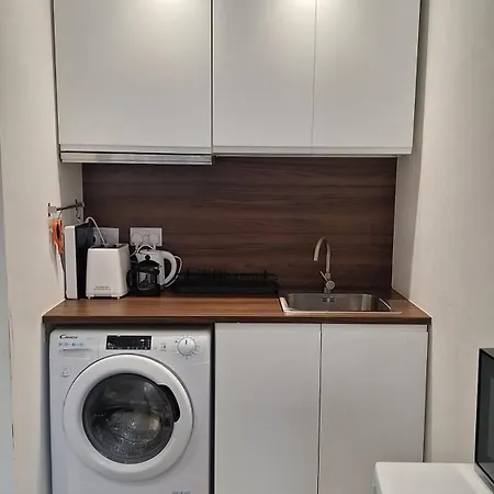 Peaceful London - 1 Bedroom & Free Parking *