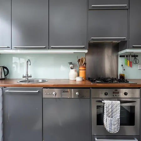St Olaf's Road By Capital Apartment London