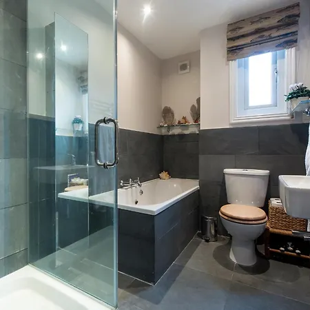 Apartment St Olaf's Road By Capital *