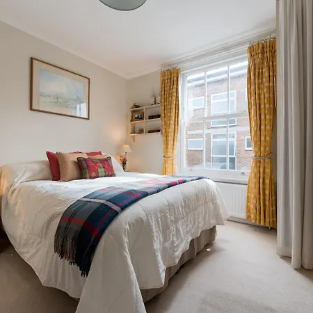 Apartment St Olaf's Road By Capital London