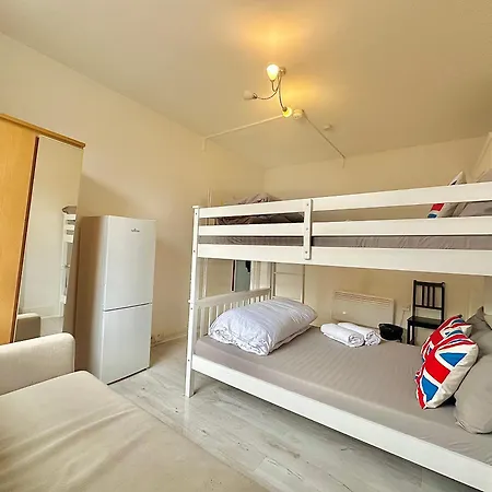 Guest house 81 *