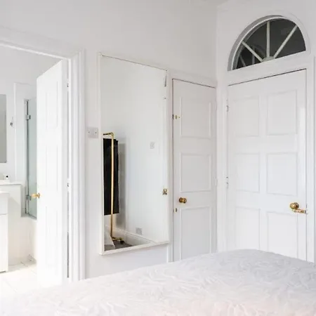 Liverpool Street Apartamento *