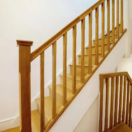Fulham Spacious Luxe House King Bed Garden Apartment London