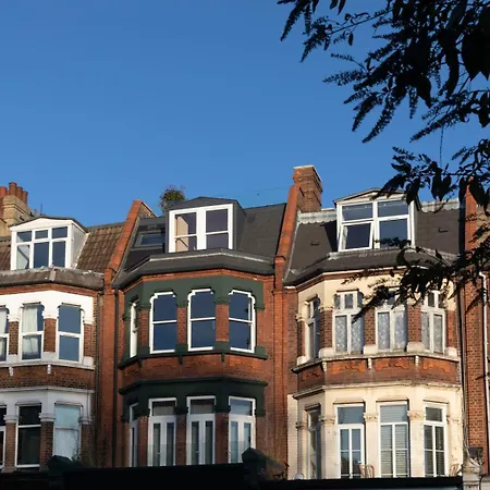 Apartment Spectacular 2 Bed Scandi Style Penthouse With Terrace London