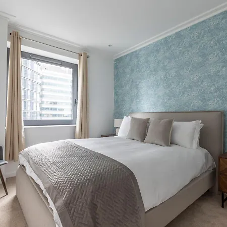 Waterfront Apartment London