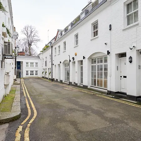 Sonder Inverness Mews 4* London
