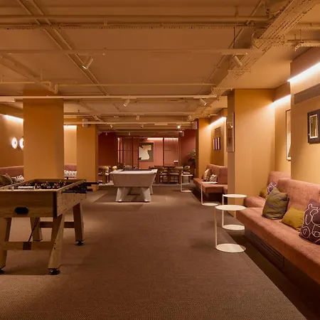 Ark Canary Wharf 4*