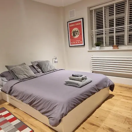Muswell Hill Free Parking Homestay