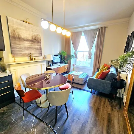 Stylish Hyde Park By Tube Stations With Elevator * London