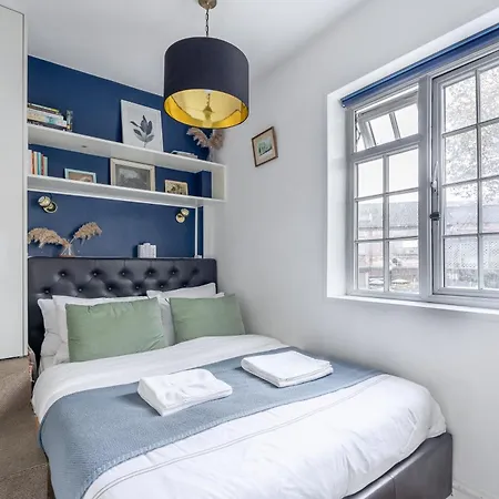 West Flat With Balcony London