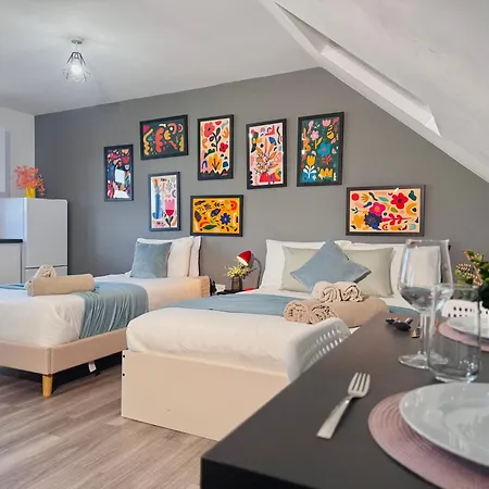 Bright Loft 30min To