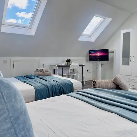 Bright Loft 30min To