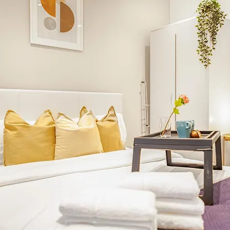 Apartment Modern With Free Wifi London