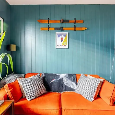 Two Bedroom Flat In Stoke Newington