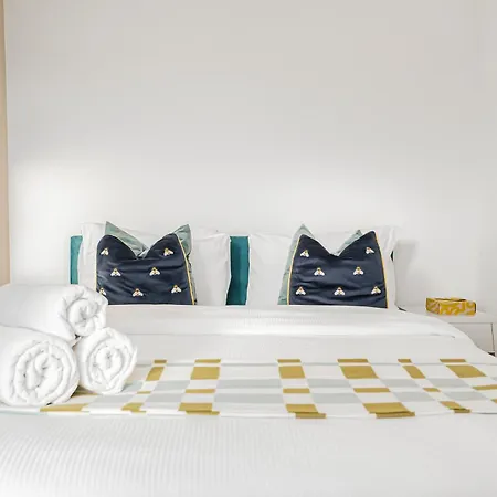 Apartment Stylish Modern By Livestay Short Lets & Serviced Nw6 London