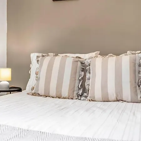 The Belton Retreat * London