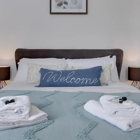 By Valiance Apartment
