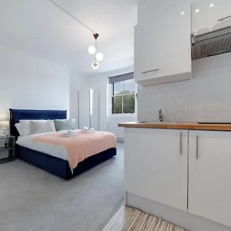 Apartment By Valiance London