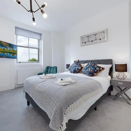 Apartment By Valiance *