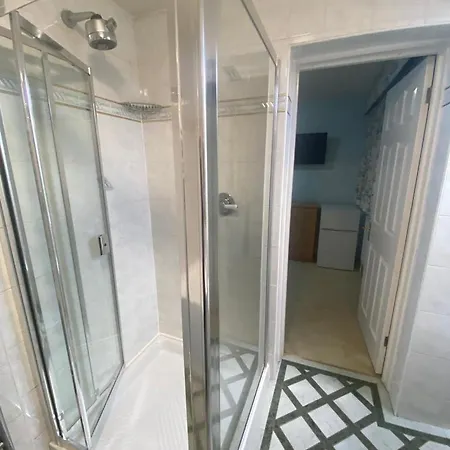 Lodge The Heathrow London Uk *