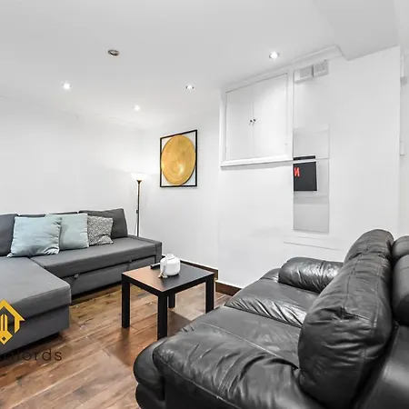 Apartment Exclusive 2bed 2bath Flat In Swiss London